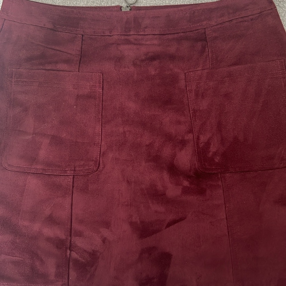 Old Navy Faux Suede Aline Mini Skirt   Size 8 - Picture 5 of 8